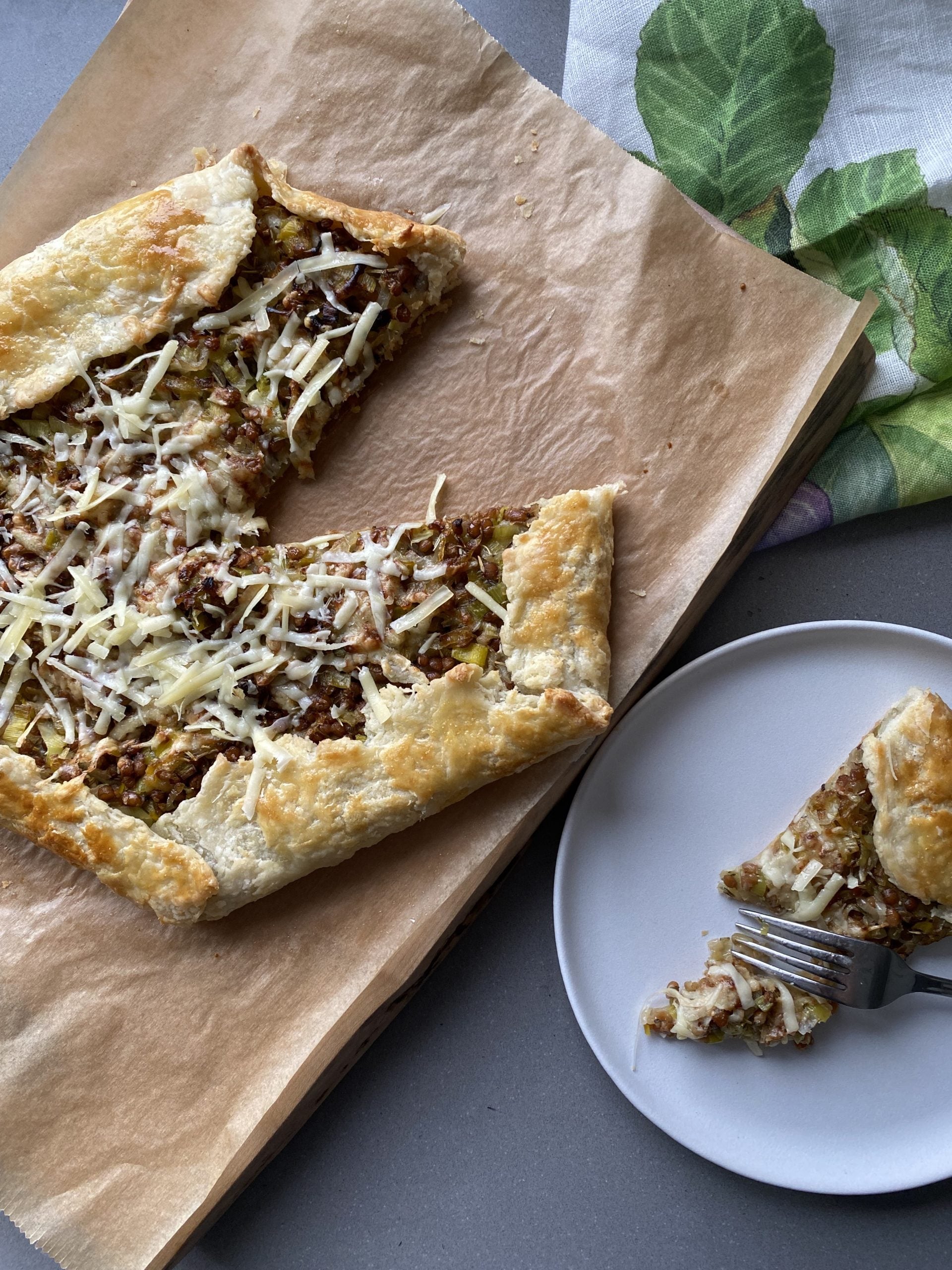 caramelized-onion-cheese-galette-harvest-table-nutrition